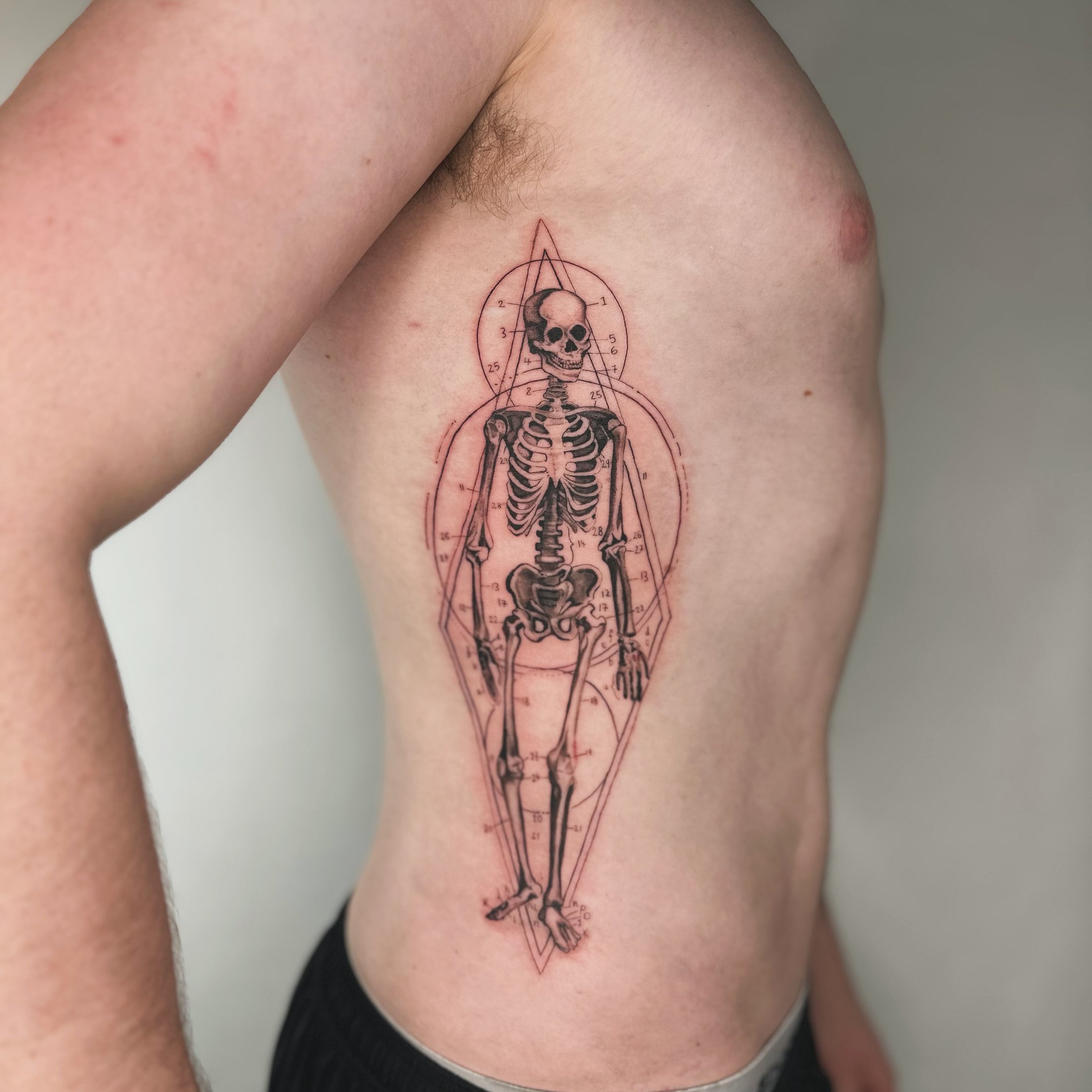 Japanese illustrative tattoo by Suze Tattoos — piece 1
