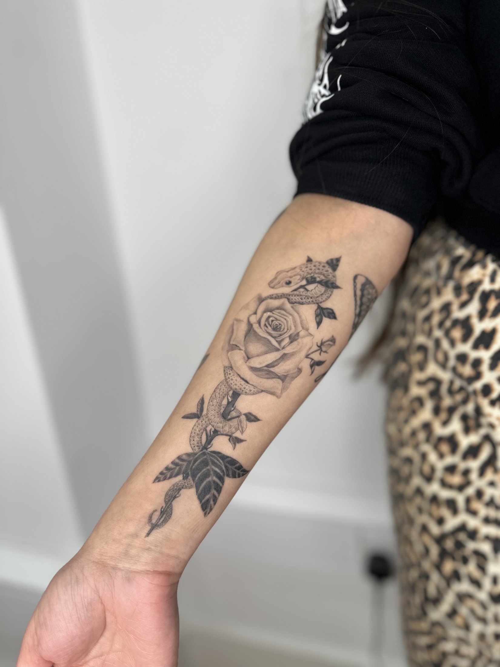 Japanese illustrative tattoo by Suze Tattoos — piece 14