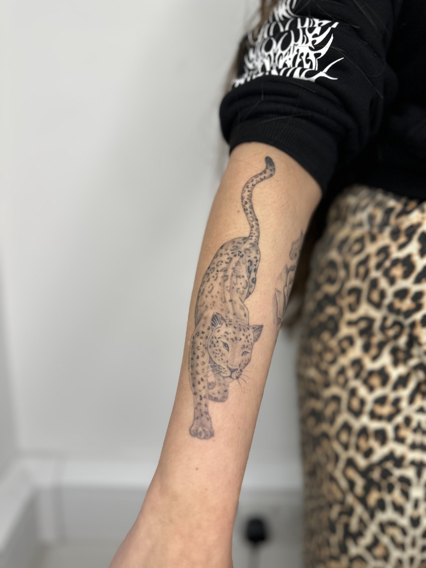 Japanese illustrative tattoo by Suze Tattoos — piece 15