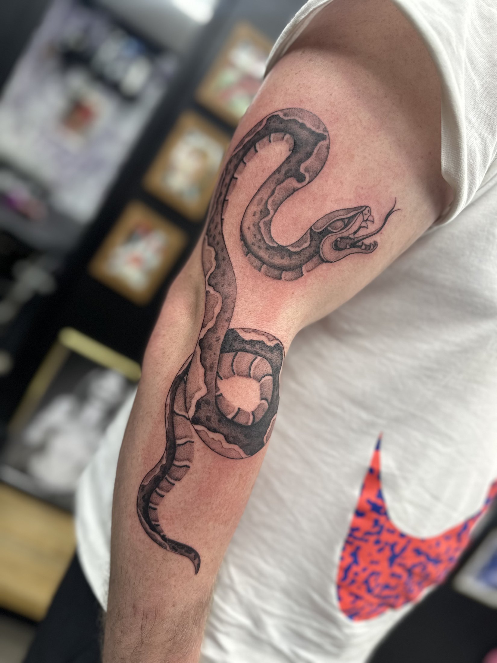 Japanese illustrative tattoo by Suze Tattoos — piece 27